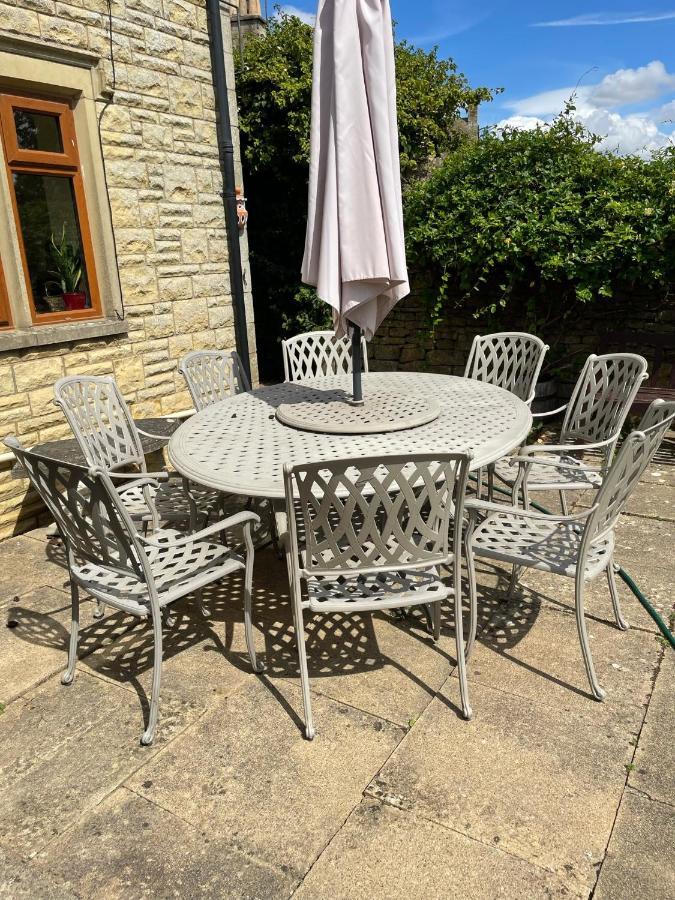 Cotswolds Luxury House In Central Bourton Large Sleeps 2-11. Pet Friendly. Dış mekan fotoğraf