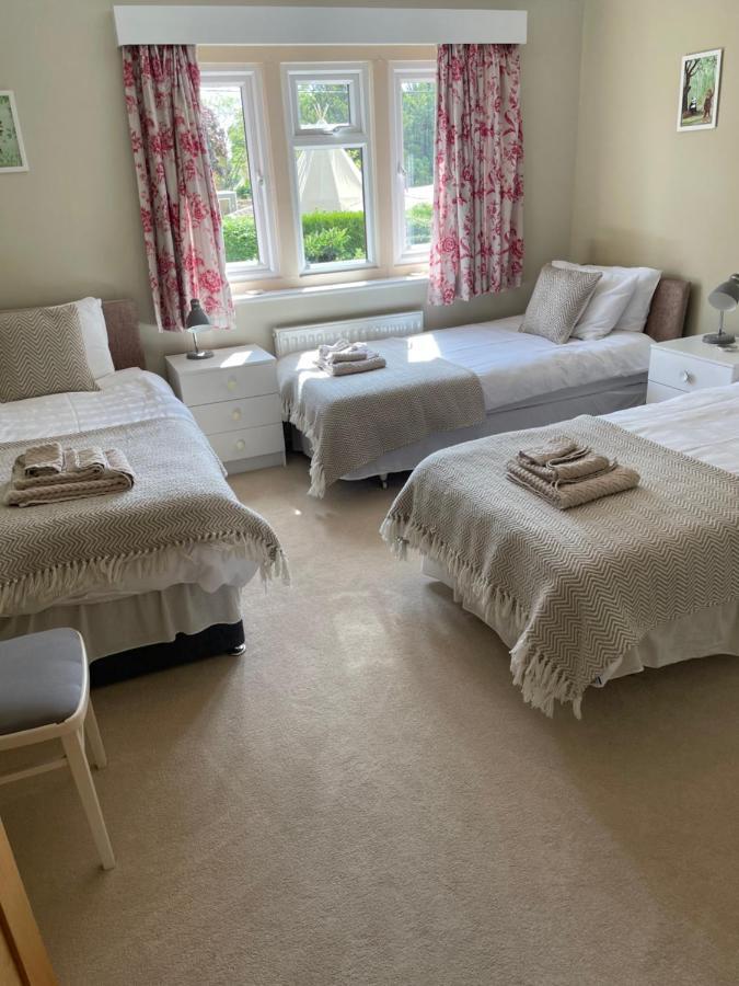 Cotswolds Luxury House In Central Bourton Large Sleeps 2-11. Pet Friendly. Dış mekan fotoğraf